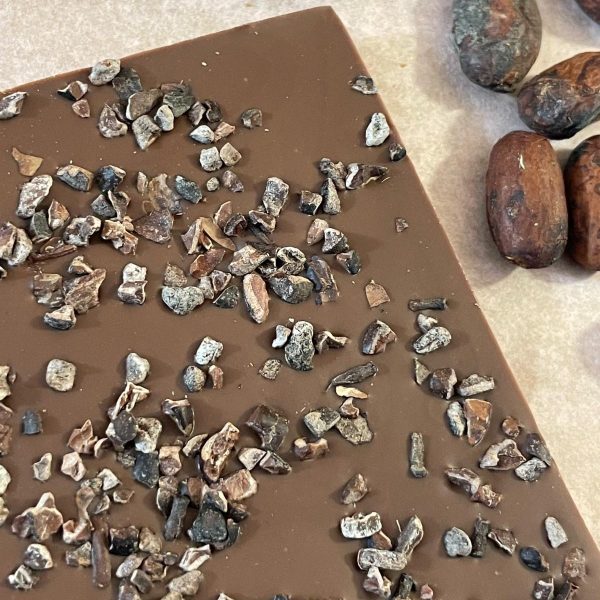 Tablette chocolat au lait et grué de cacao – Image 2
